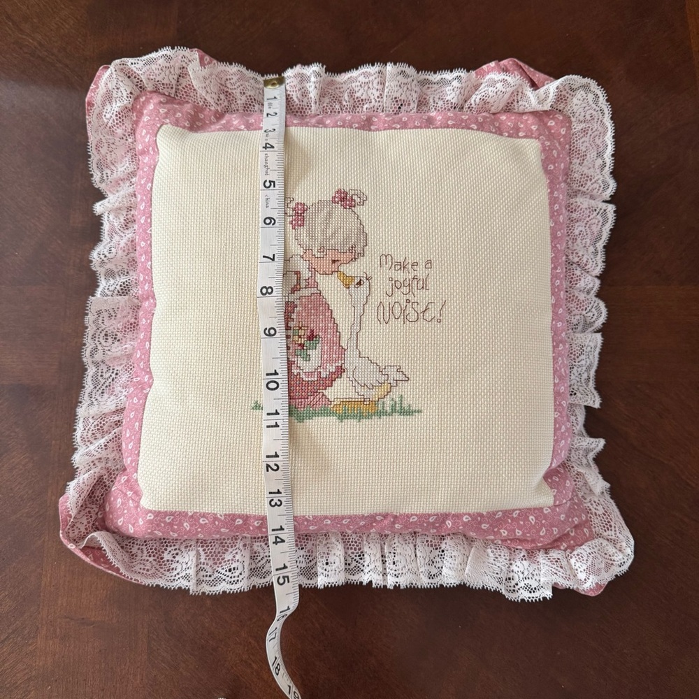 Precious Moments | Set of 2 pillows | handmade and stuffed - Picture 10 of 10